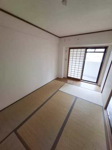 KDXレジデンス夙川ヒルズ 　1番館の和室