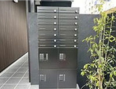  | フォレスティエール