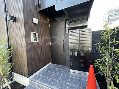  | フォレスティエール