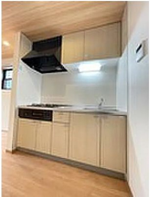  | フォレスティエール