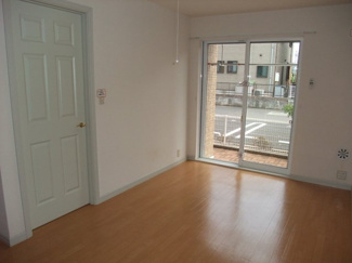 【内装】 | サンタプレイス | ダイニング（反転