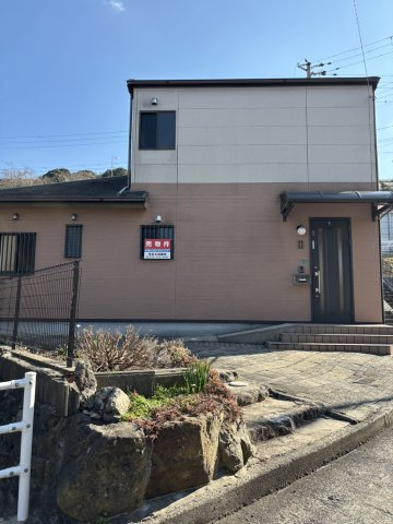 西宮市名塩二丁目　中古戸建の外観|おしゃれな外観です