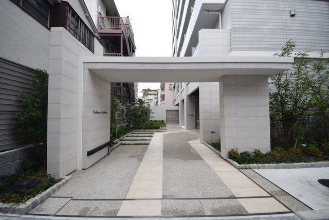 アーバネックス深川住吉のエントランス