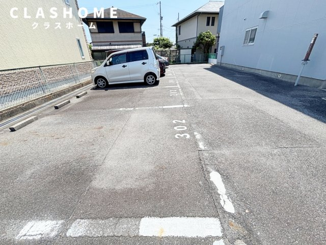 沖野マンション　　刈谷市の賃貸ならクラスホーム刈谷店の駐車場