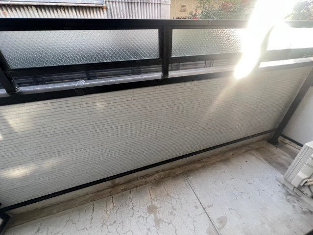 コンフォート小鴨のバルコニー|同物件の別部屋です。現状優先です。