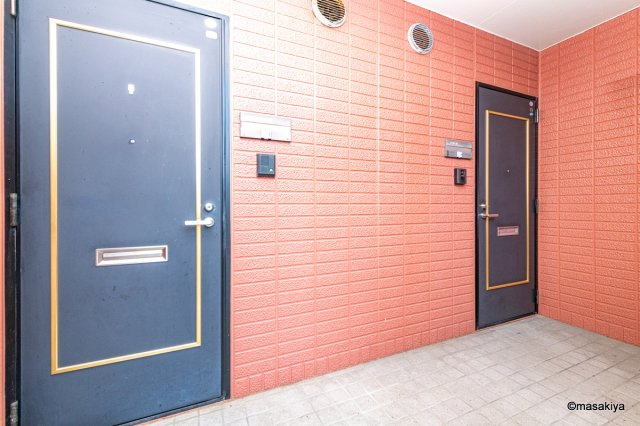 コート花房のエントランス