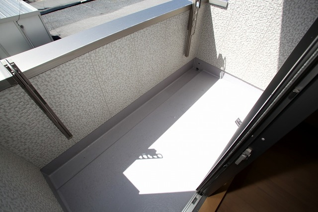 あま市坂牧日吉の一戸建てのバルコニー|同タイプの別物件です。現状優先となります。