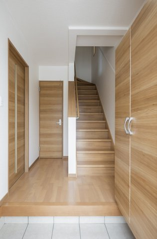 あま市坂牧日吉の一戸建ての内装|同タイプの別物件です。現状優先となります。