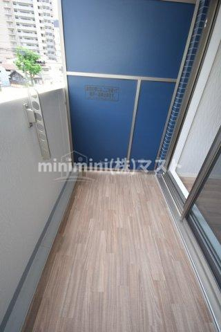 プレサンス梅田北ディアのバルコニー