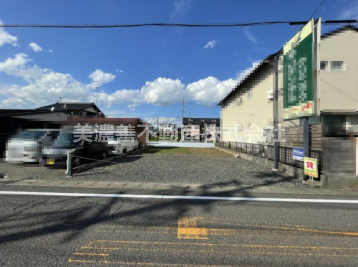 ６５７０６　岐阜市近島５丁目土地の外観