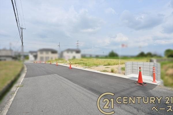 葛城市中戸の売地の前面道路含む現地写真|■現地撮影写真■落ち着いた雰囲気の閑静な住宅地内です！