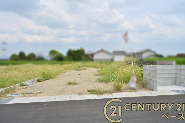 葛城市中戸の売地の外観|■現地撮影写真■敷地面積は約６０坪と広々しています！お気軽にお問い合わせください！