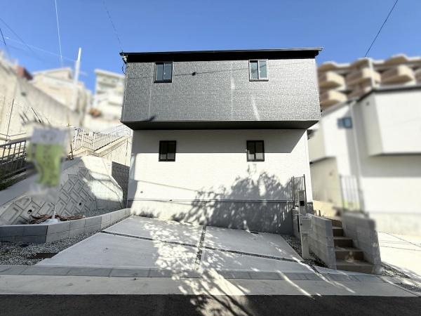 【外観】 | 垂水区歌敷山1期1号棟　新築未入居