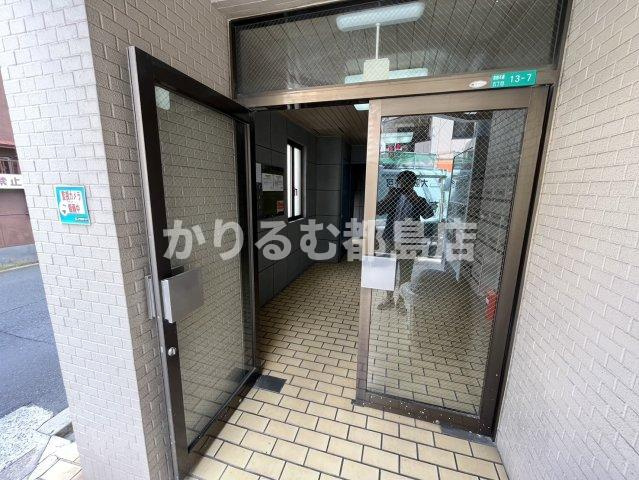 シャトー都島のエントランス