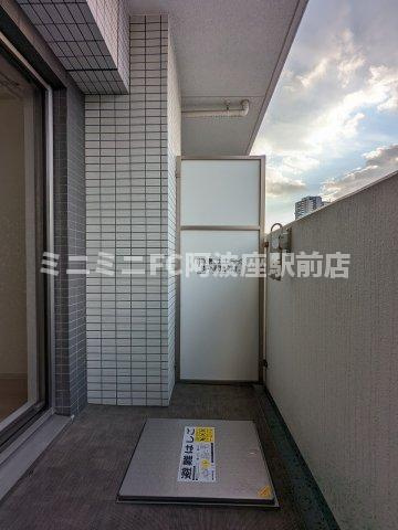 メインステージ大阪福島のバルコニー