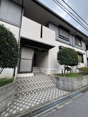 【エントランス】 | エバーグリーンハイツA棟