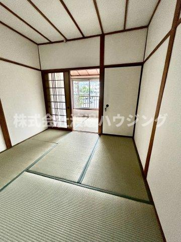 明美の里町テラスハウスの内装