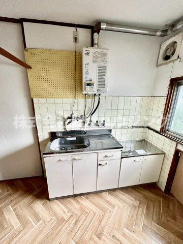 明美の里町テラスハウスのキッチン