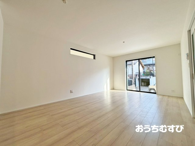 尾張旭市緑町緑ヶ丘4期(全2棟)の居間・リビング