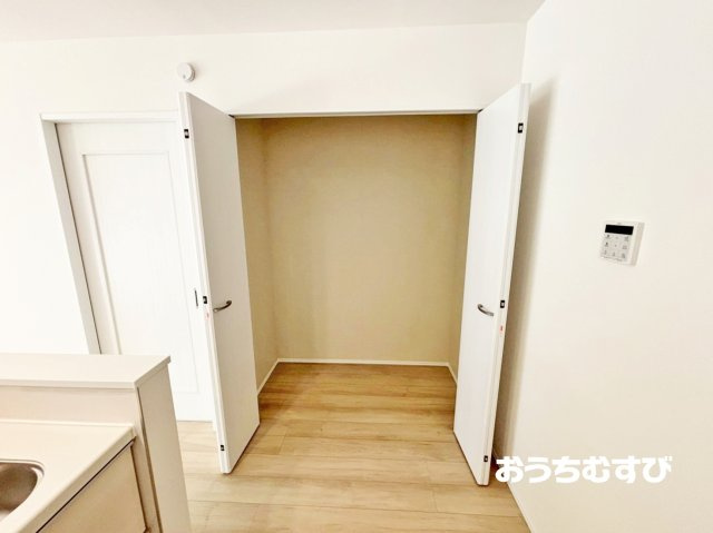 尾張旭市緑町緑ヶ丘4期(全2棟)の収納