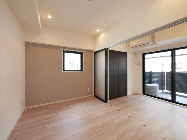 シーズンフラッツ阿波座の居間・リビング