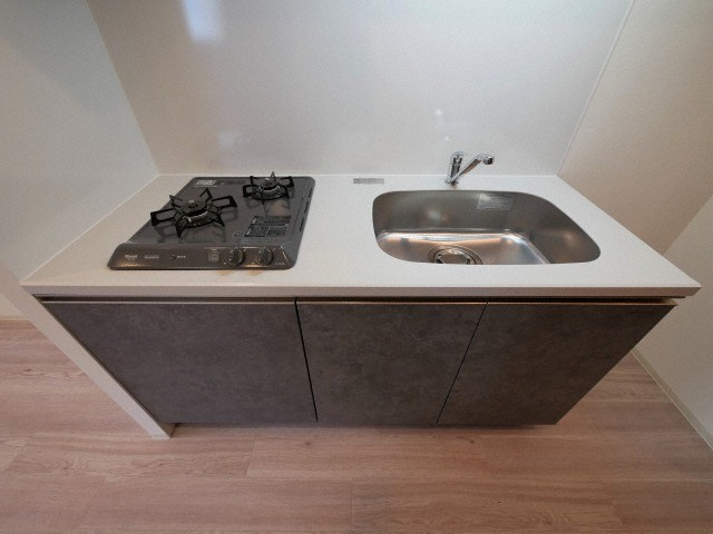 シーズンフラッツ阿波座のキッチン