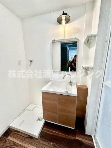 大今里２丁目一戸建の洗面所