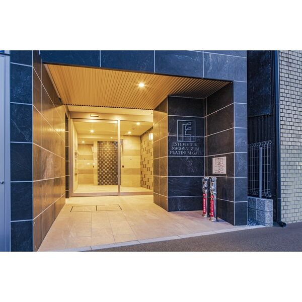 エステムコート名古屋泉プラチナムゲート　名古屋市賃貸　仲介手数料無料のエントランス