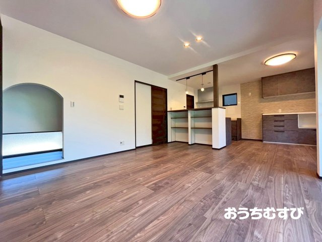 春日井市高蔵寺町7丁目(全1棟)の居間・リビング