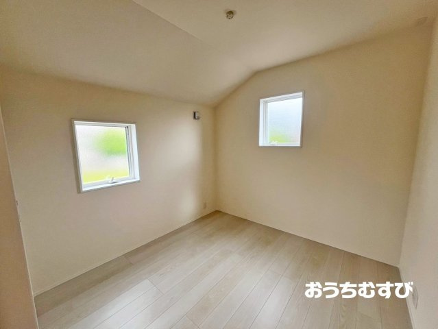 春日井市石尾台3丁目(全2棟)の洋室