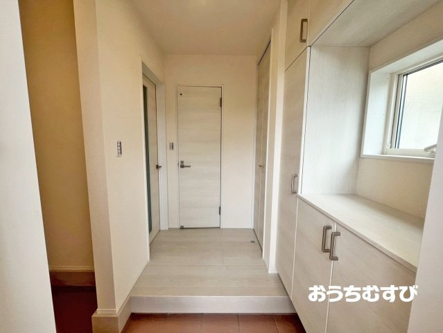 春日井市石尾台3丁目(全2棟)の玄関