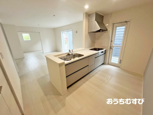 春日井市石尾台3丁目(全2棟)のキッチン