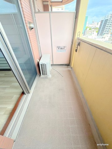 コンソラーレ日本橋　仲介手数料無料のバルコニー