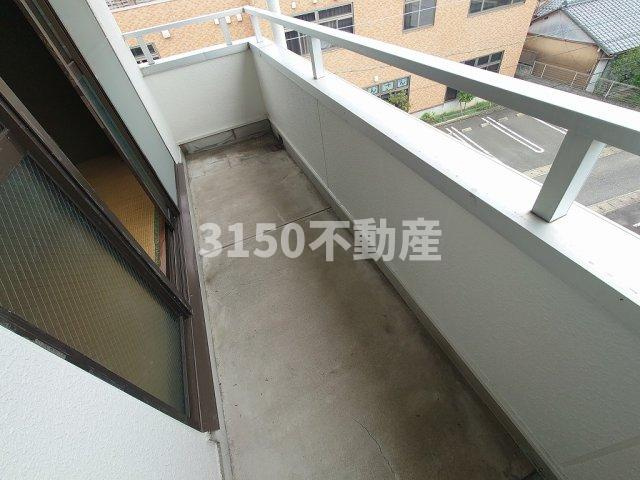 レジデンス鷲見のバルコニー