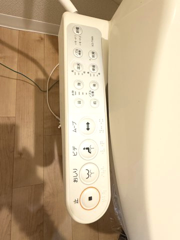 レピュート平田のトイレ|洗浄便座もついてます
