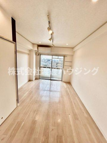 グランコート江坂の寝室