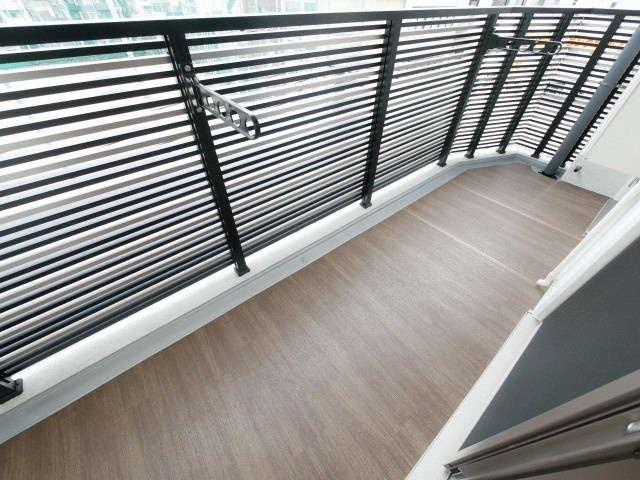 エステムコート北堀江Ⅱのバルコニー