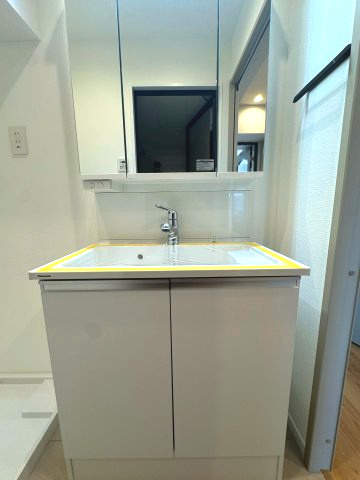 クィーポ喜多見の独立洗面台