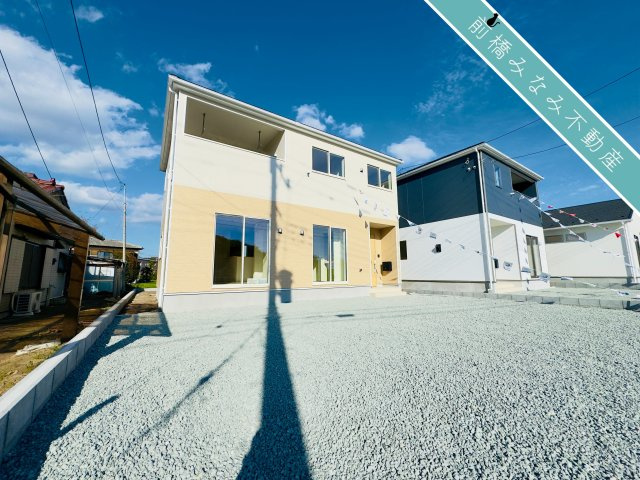 前橋市粕川町女渕第2　１号棟(全４棟)　クレイドルガーデン　新築建売分譲の前面道路含む現地写真