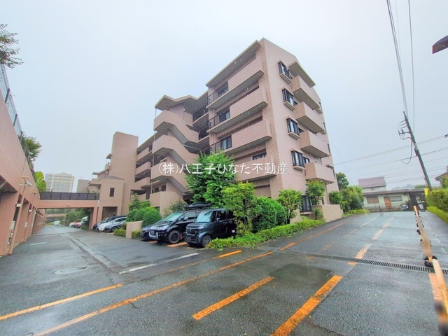 『八王子市マンション』タウンズ八王子オークヒル【仲介手数料無料】　八王子市狭間町1462-5の外観|～仲介手数料無料☆八王子ひなた不動産～タウンズ八王子オークヒル