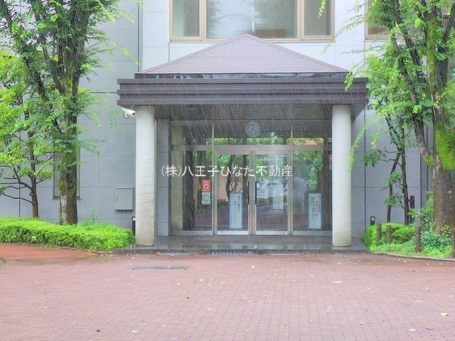 『八王子市マンション』タウンズ八王子オークヒル【仲介手数料無料】　八王子市狭間町1462-5のエントランス|～仲介手数料無料☆八王子ひなた不動産～タウンズ八王子オークヒル