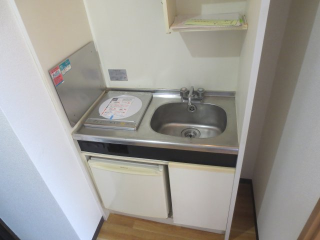 サンコーポラス坂本のキッチン