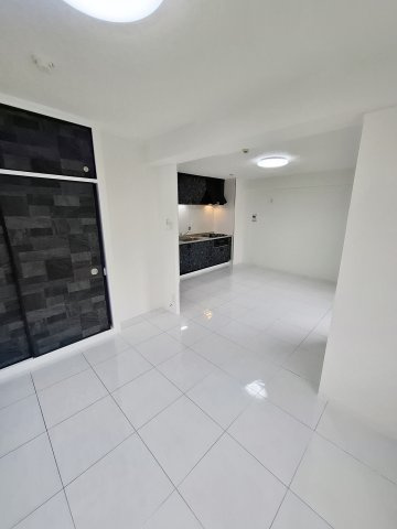 フォルム夙川グランデの居間・リビング