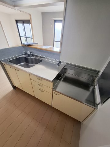 プランドールA棟のキッチン