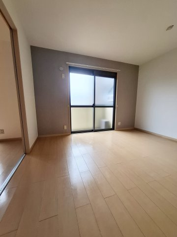 プランドールA棟の居間・リビング