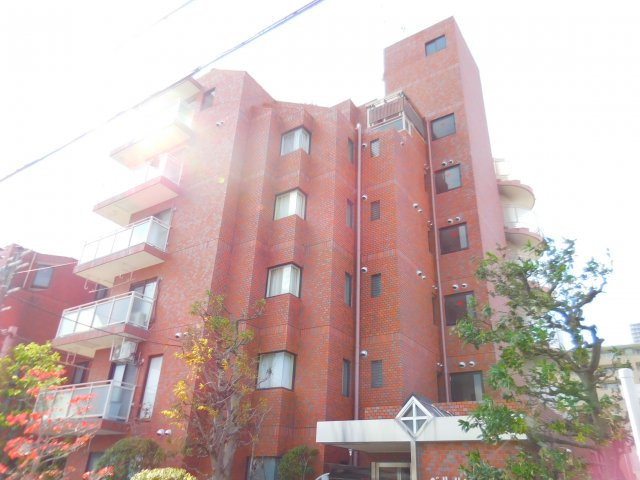 ベルハウス高槻の外観