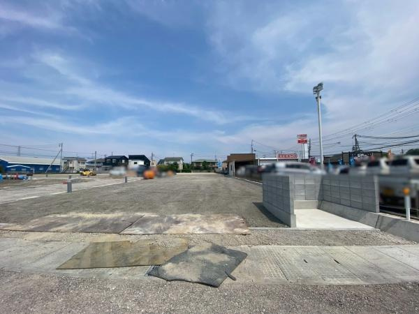 神前分譲地（8号地の内容）の前面道路含む現地写真