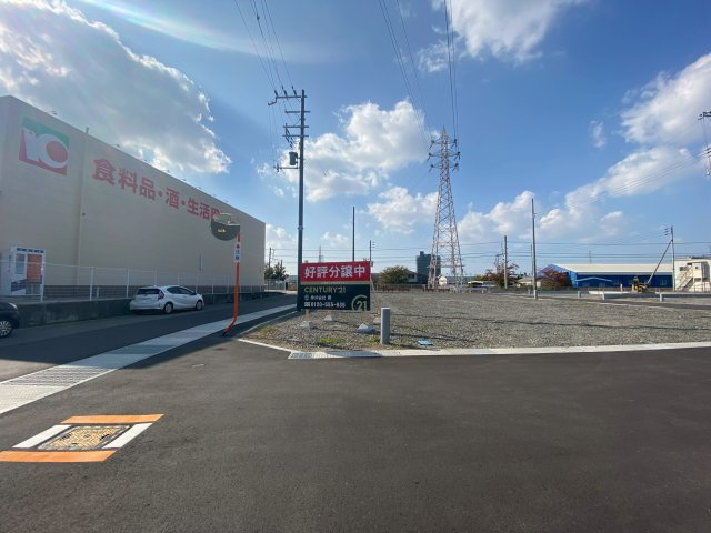 神前分譲地（11号地の内容）の前面道路含む現地写真