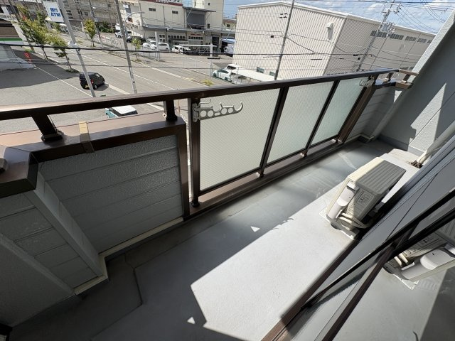 神戸市西区伊川谷町有瀬の賃貸マンションのバルコニー