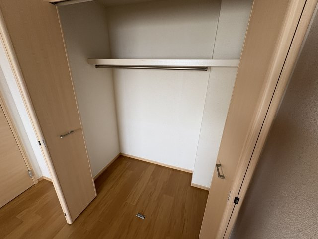 神戸市西区伊川谷町有瀬の賃貸マンションの収納